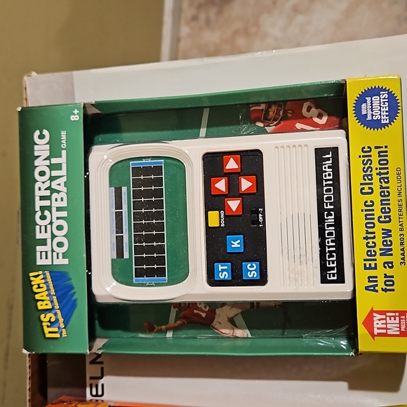 3 pack of throwback mattel type games all new - Picture 3 of 8